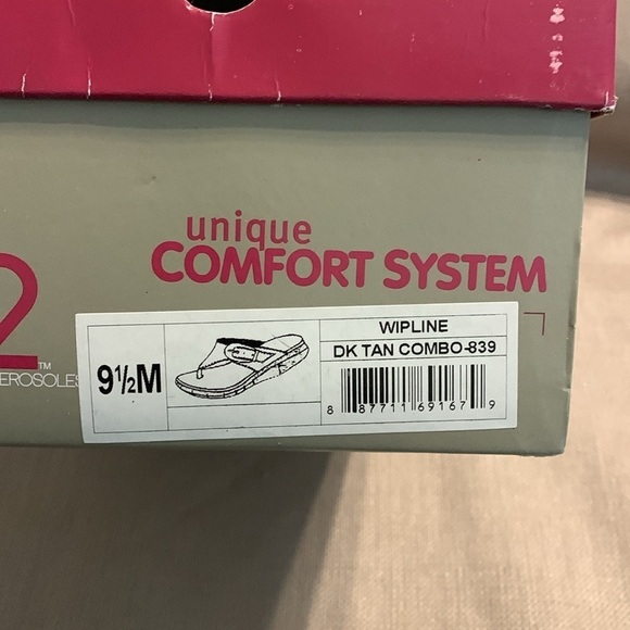 A2 by Aerosoles Wipline Thong Sandals - Picture 12 of 12